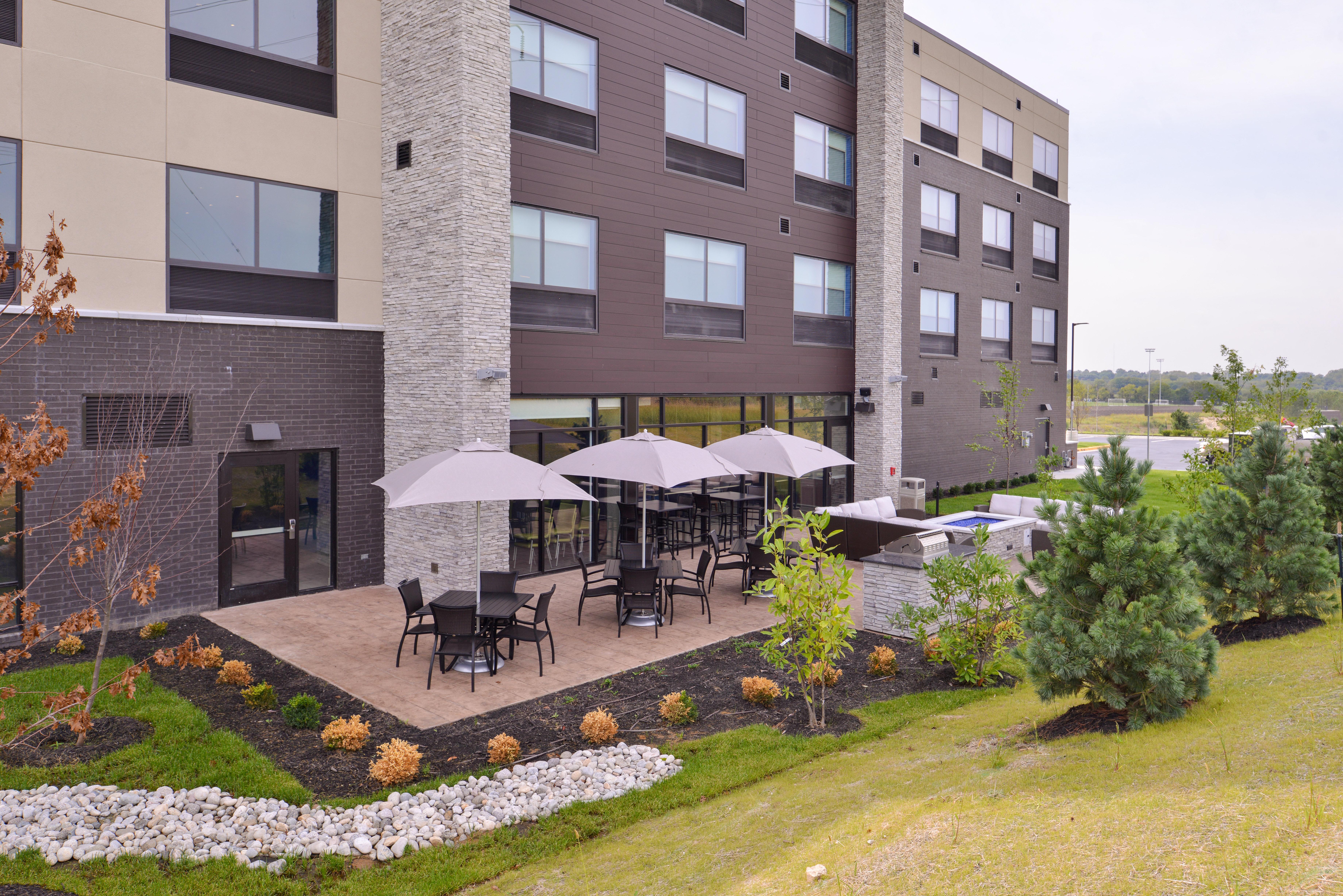 Holiday Inn Express & Suites - Olathe West By Ihg Exterior foto